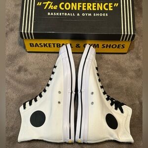 NWT - Mitchell & Ness Hood Conference 55 HC White & Black High Top Sneakers 9.5
